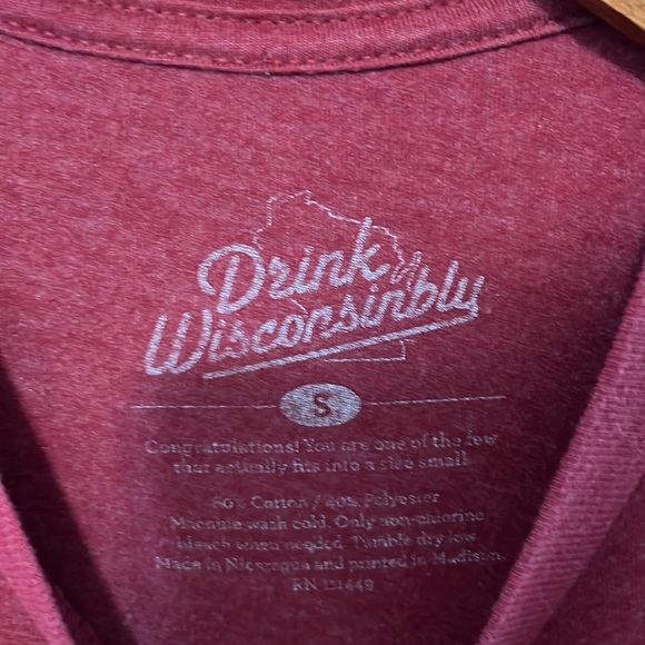 Drink Wisconsinbly Leinenkugels graphic tee - Picture 3 of 4